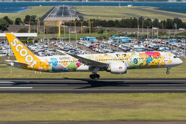 Boeing 787-9 Dreamliner (9V-OJJ) - Scoot Dreamliner 'Pikachu Jet' about to touch down RWY25, Sydney.