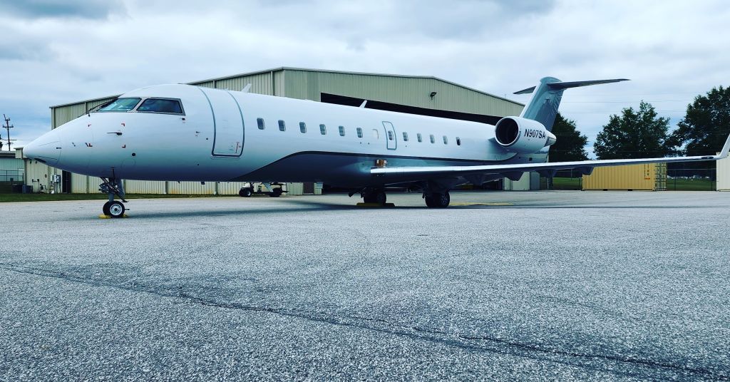 Canadair Regional Jet CRJ-200 (N907SA)