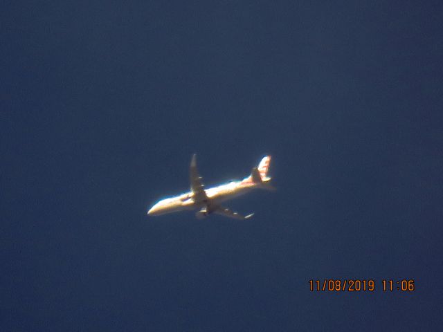 Embraer 175 (N278NN)