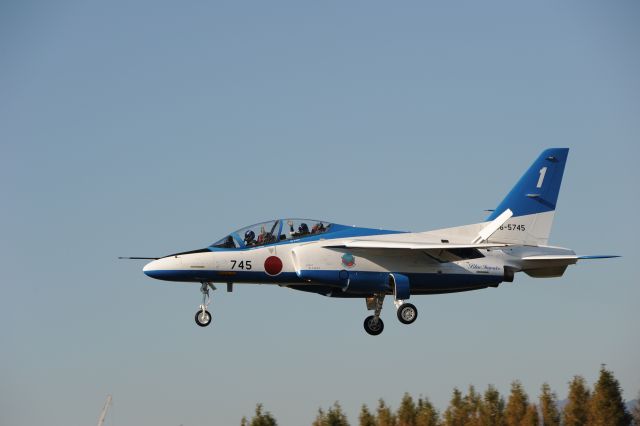 KAWASAKI T-4 (66-5745) - 2.Nov.2018 Blue Impulse #1