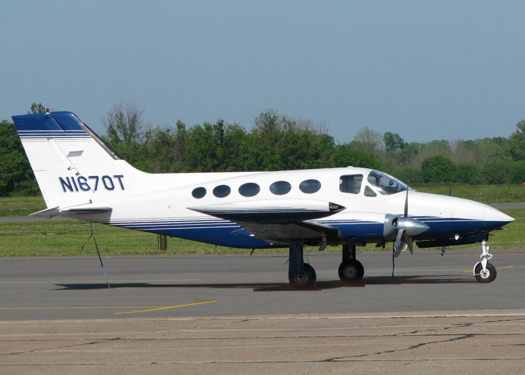 Cessna Chancellor (N1670T) - At the Shreveport Downtown airport.