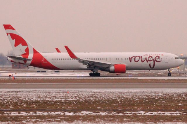 BOEING 767-300 (C-FMXC) - ROU1652 to Ft. Lauderdale.