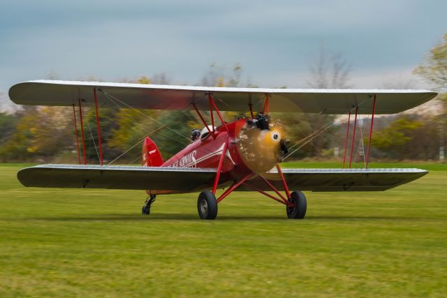 WACO O (N760E) - 1929 Waco GXE/ASO, NC760E taking off from Grimes Field in Bethel, PA.  This bi-plane belongs to the Golden Age Air Museum and is used to give rides to visitors.