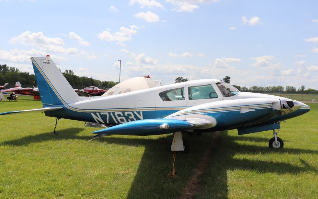 Piper PA-30 Twin Comanche (N7163Y)