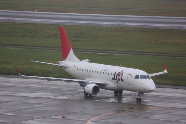 Embraer 170/175 (JA212J)