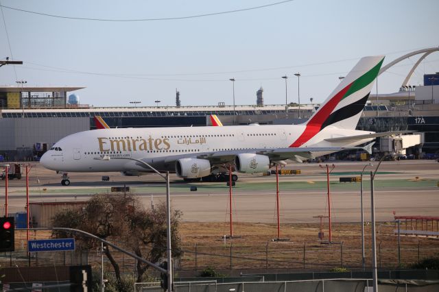 Airbus A380-800 (A6-EVL)