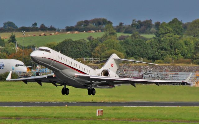 Bombardier Global Express (HB-JII) - hb-jii dep shannon 24/9/15.