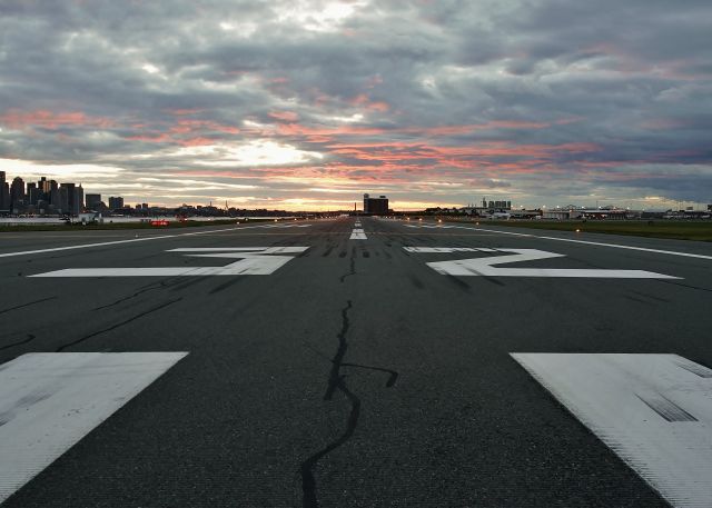 Airbus A380-800 (RWY32) - Sunset on RWY32 @ KBOS Logan on FlightAware.Com !