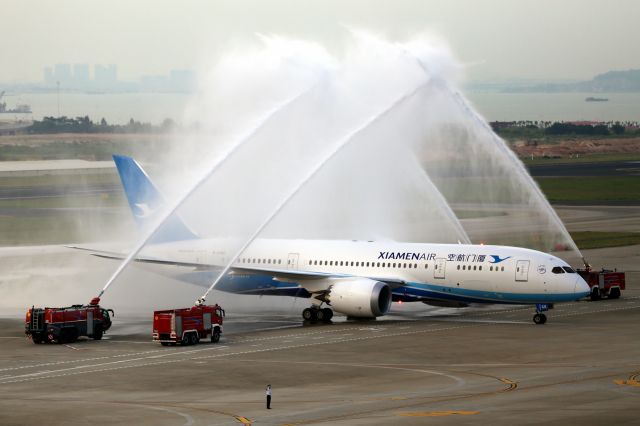 Boeing 787-8 (B-2768) - the first Boeing787-8 Dreamliner of Xiamen Airline B-2768 arriving at Xiamen Gaoqi intl. airport