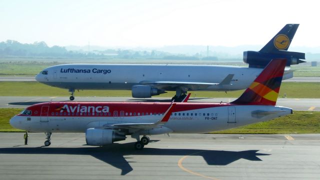 Airbus A320 (PR-ONT)