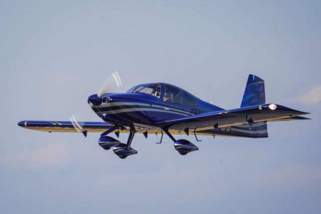 Vans RV-10 (N278S) - finally painted, thanks Evoke Aviation for a wonderful job!