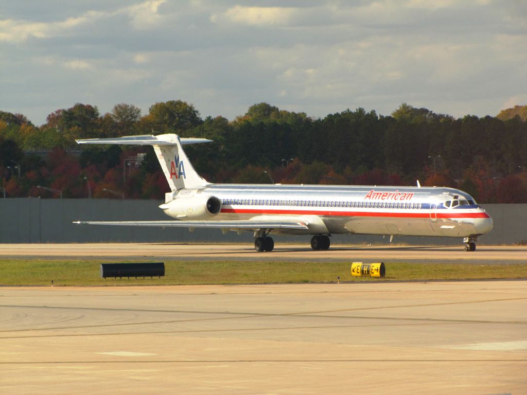McDonnell Douglas MD-82 (N44503)