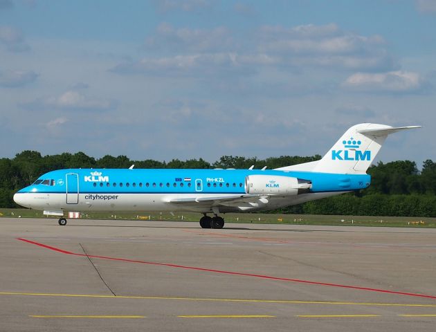 Fokker 70 (PH-KZL)