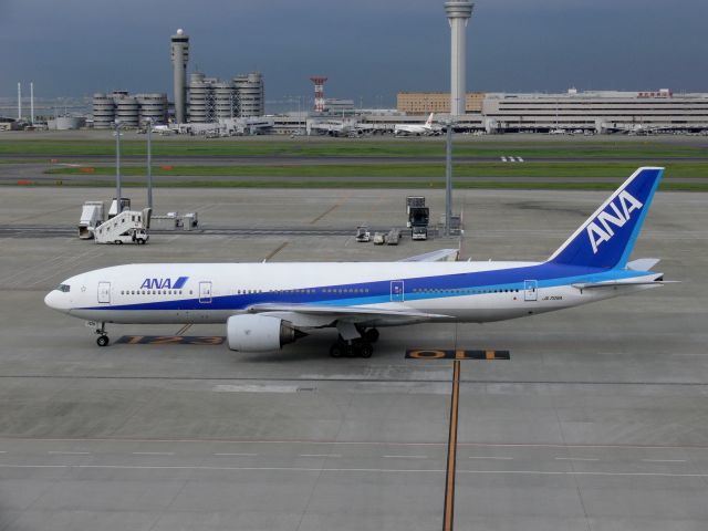 Boeing 777-200 (JA709A)