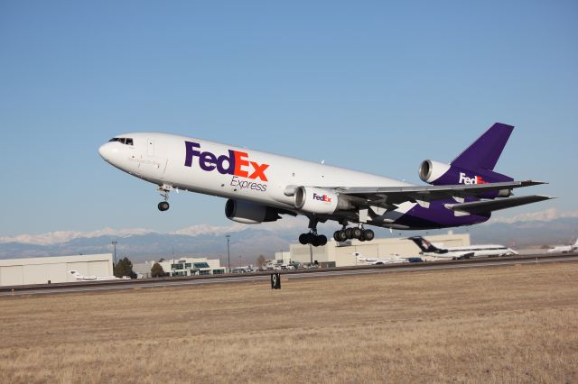 McDonnell Douglas DC-10 (N317FE)