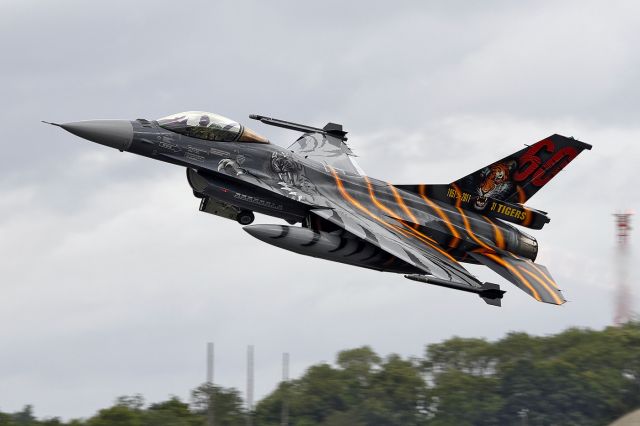 SFR87 — - [cn.6H-87]. Belgium Air Force Sabca F-16AM Fighting Falcon FA-87 in a low climb-out pass at RAF Fairford.