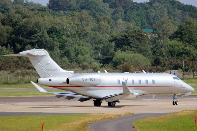 Canadair Challenger 350 (9H-VCT) - VistaJet Challenger 350 lining up to depart rwy 06 on 9-Jun-23 heading for EIDW as VJT440.