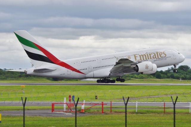 Airbus A380-800 (A6-EDD)