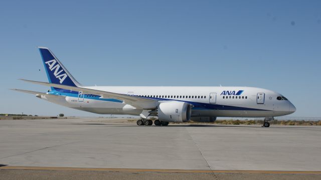 Boeing 787-8 (N787EX) - Testing at KNYL