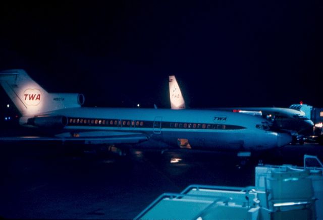 Boeing 727-100 — - Night time shot from obs deck on pier C of I believe a B727 and a B720 (no HF antenna on Vert stab) at KBWI