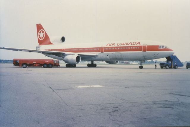 Lockheed L-1011 TriStar (C-FTNG)