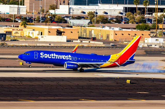 Boeing 737-800 (N8502Z) - Southwest Airlines 737-800 landing at PHX on 10/29/22. Taken with a Canon 850D and Tamron 70-200 G2 lens.