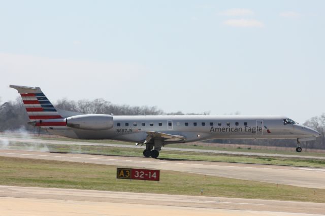 Embraer ERJ-145 (N687JS)