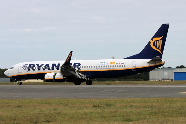 Boeing 737-800 (EI-ENA)