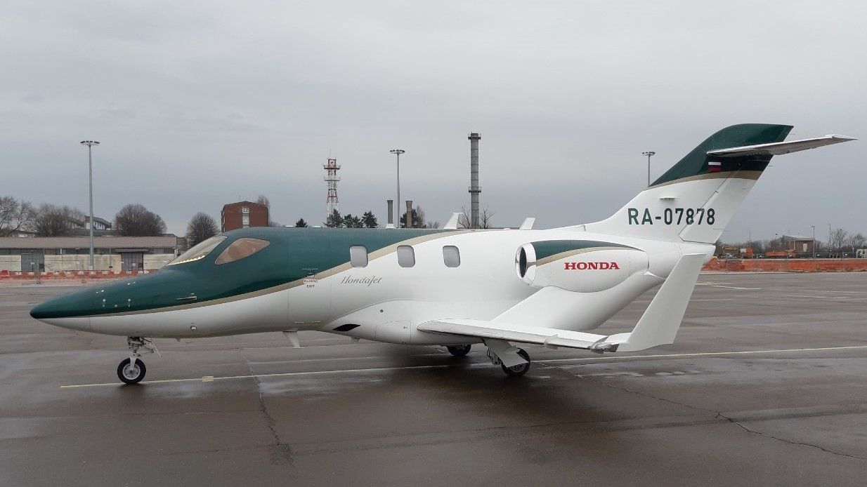 Honda HondaJet (RA-07878)