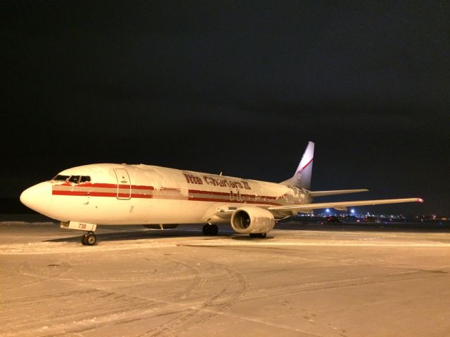 BOEING 737-400 (N730CK)