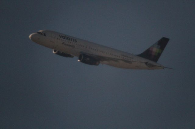 Airbus A320 (N512VL) - DEPARTURE 27 MMTJ