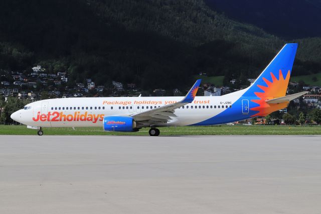 Boeing 737-800 (G-JZBC)