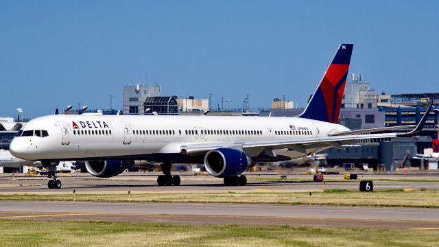 BOEING 757-300 (N596NW) - A Delta 757 goes to another delta hub which would be Atlanta Georgia.