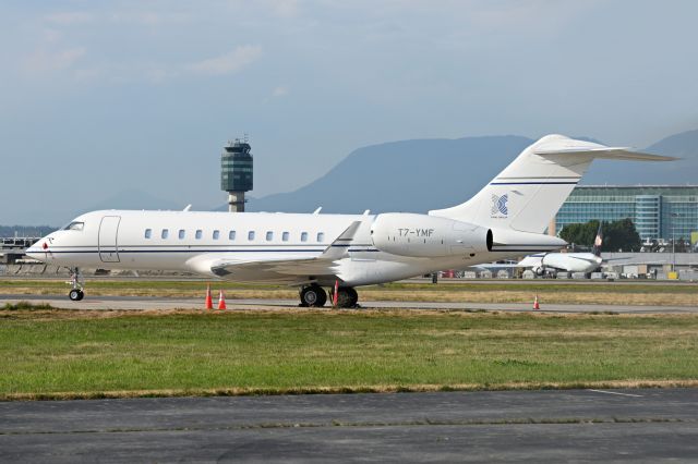 Bombardier Global 5000 (T7-YMF) - This frame originally registered in China as B-KMF.