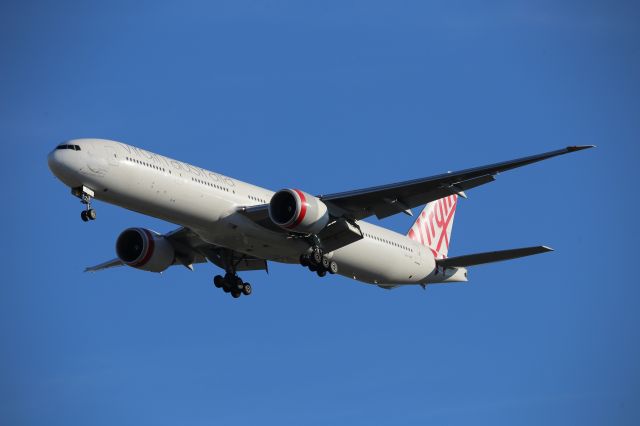 BOEING 777-300ER (VH-VPE)