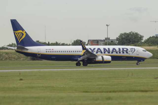 Boeing 737-700 (9H-QFB) - East of Runway 04R