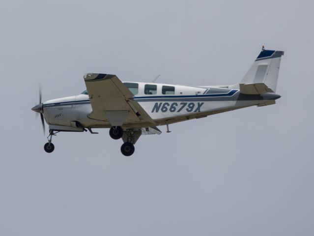 Beechcraft Bonanza (36) (N6679X) - 25 JUL 2018