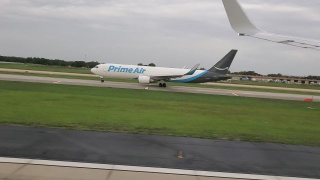 BOEING 767-300 (N1487A) - N1487A departing KTPA for TJSJ - 6/19/2021