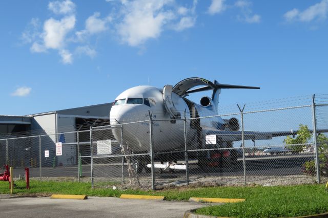 BOEING 727-200 (N794AJ)