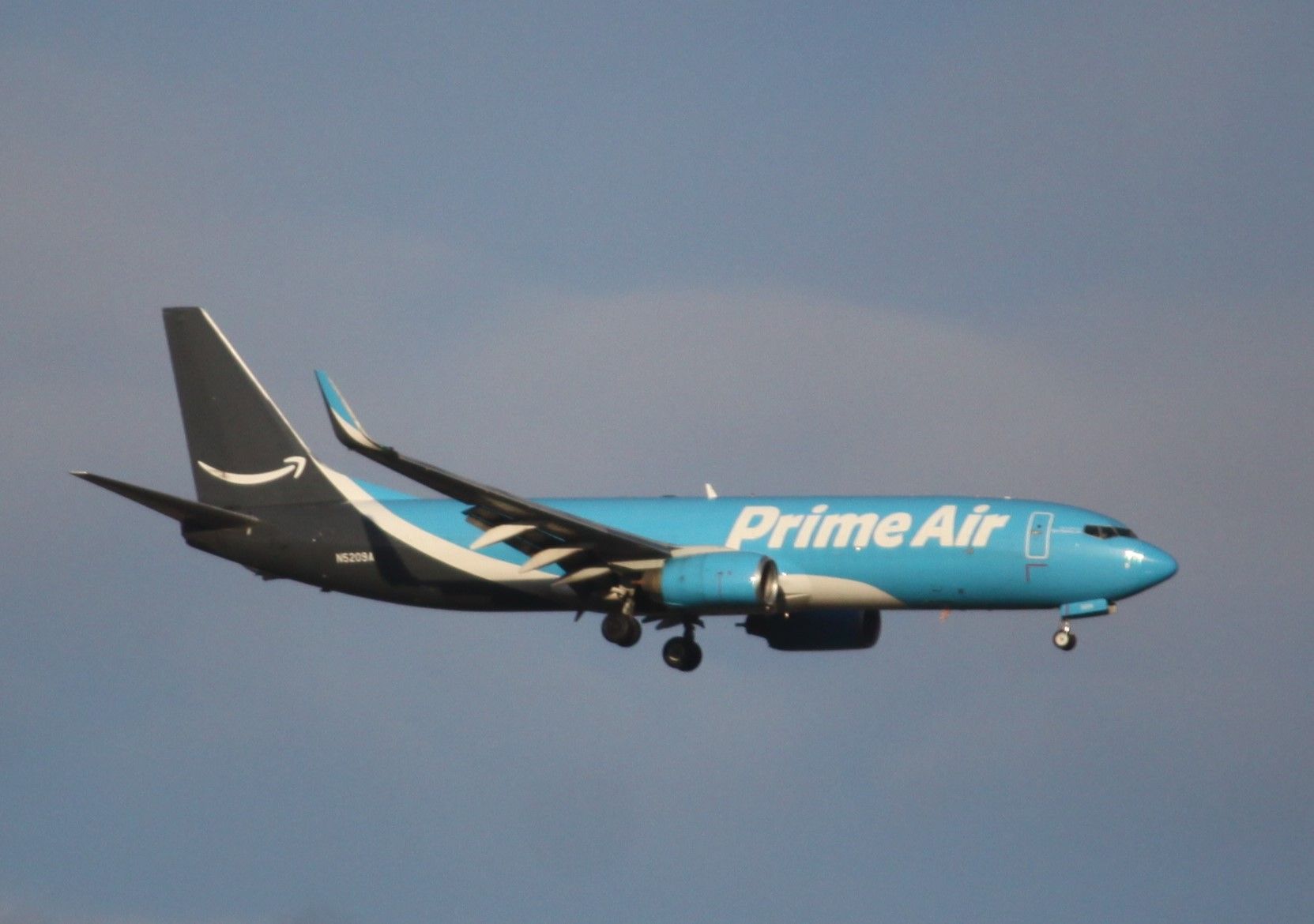Boeing 737-700 (N5209A) - Amazon Prime Flying from PDX-FAI
