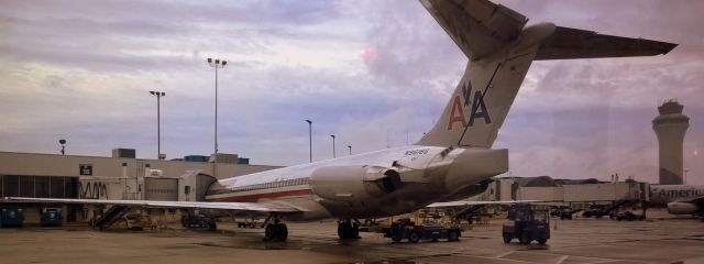 McDonnell Douglas MD-83 (N9616G) - AA2851 to DFW