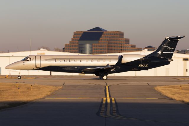 Embraer ERJ-135 (N912JC)