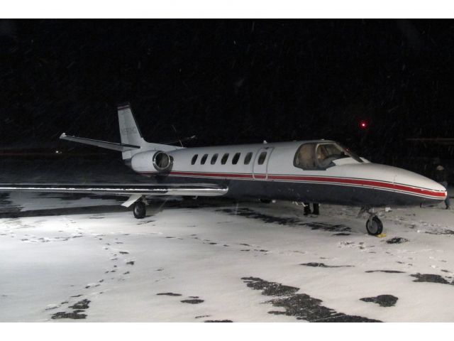 Cessna Citation V (N560HG) - Thanks to thrust reversers, the Citation V operates safe in winter conditions.