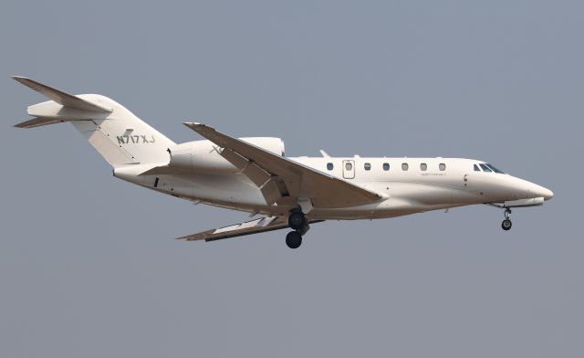 Cessna Citation X (N717XJ)