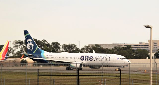 Boeing 737-900 (N486AS) - 4/22/23 taxiing on Bravo-1 for Rwy 18L departure to PDX