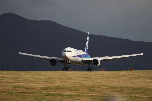 BOEING 767-300 (JA609A) - October 27th 2018;HND-HKD.