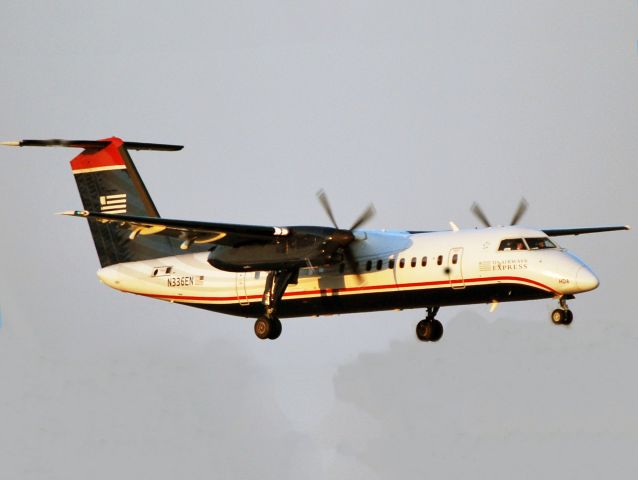 N336EN — - A Dash 8.