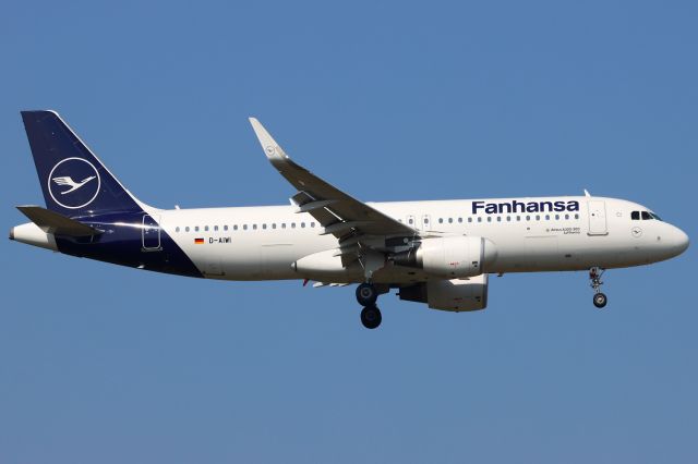 Airbus A320 (D-AIWI)