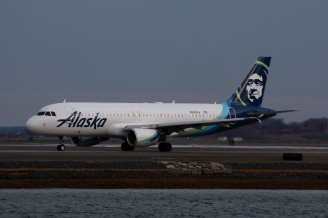 Airbus A320 (N842VA)