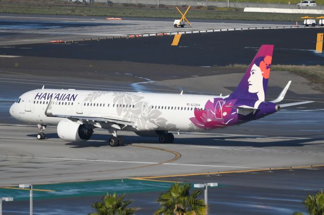 Airbus A321neo (N228HA)